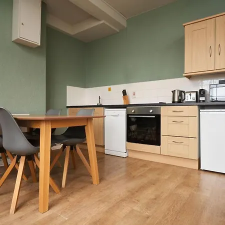 Oystercatcher Apartment *